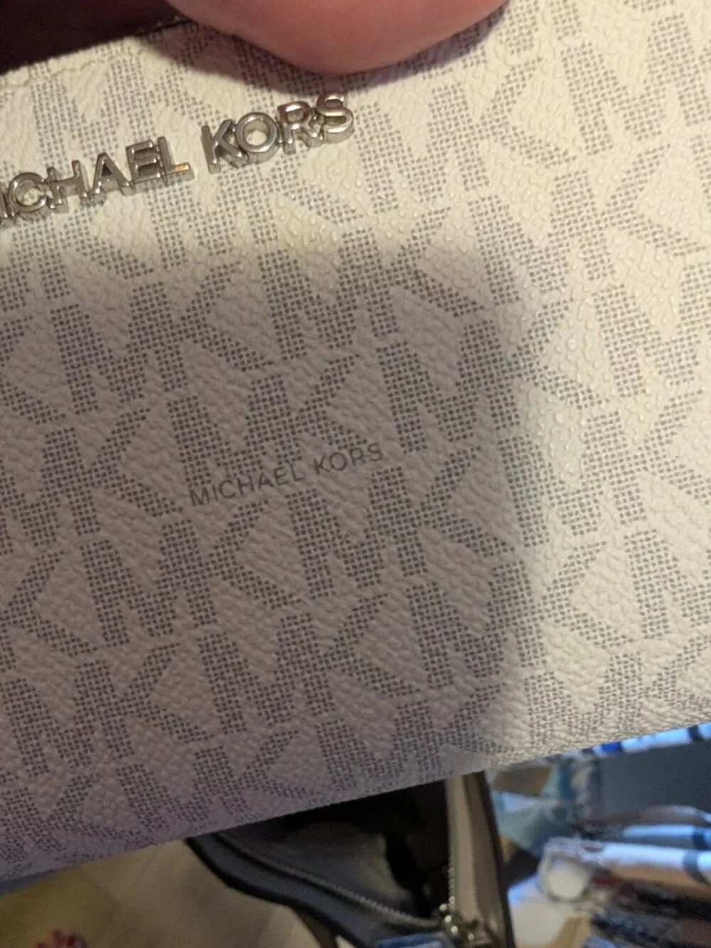 Michael Kors set large bag wristlet and leather conditioning set